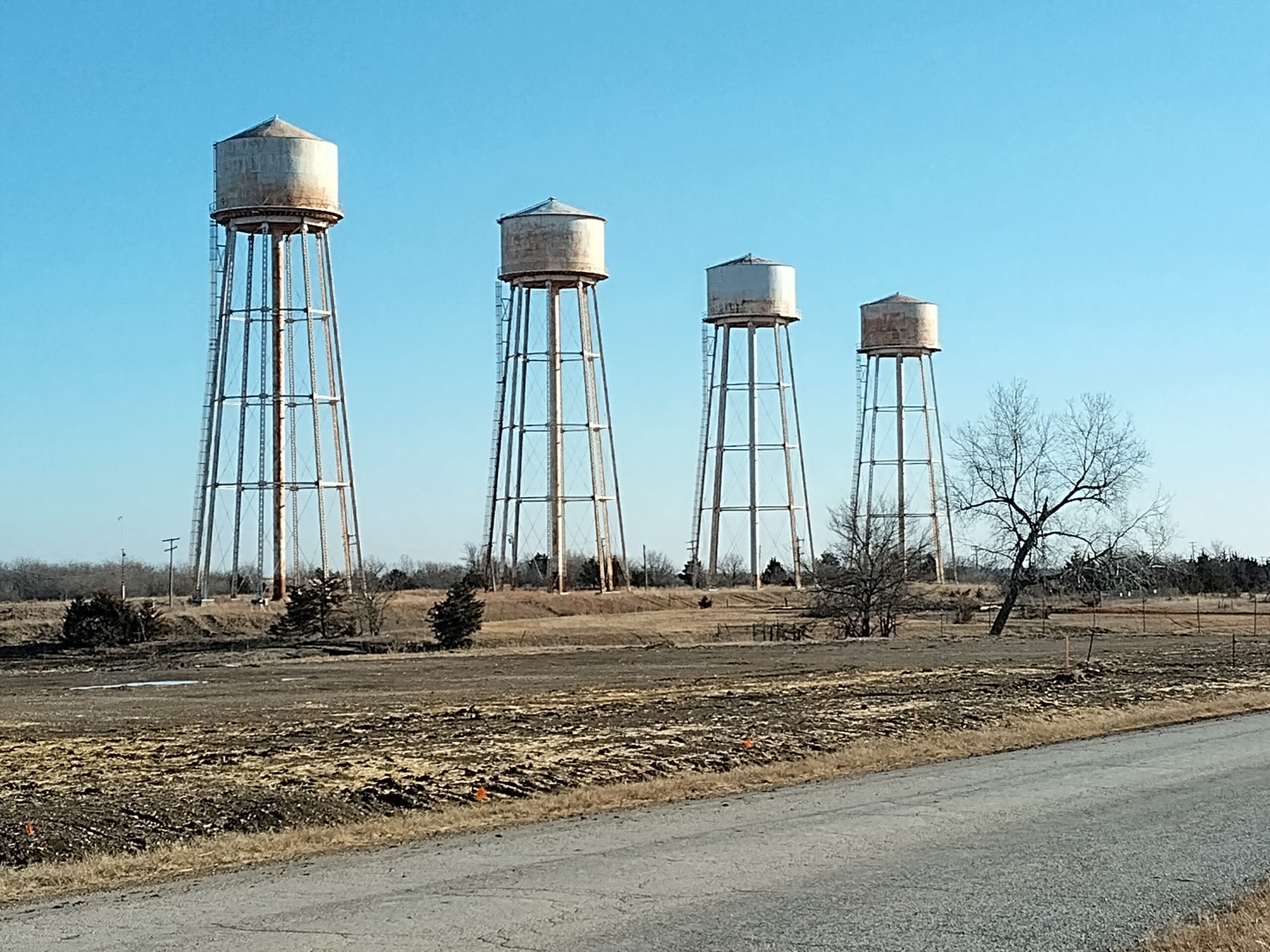 Water Towers De Soto KS